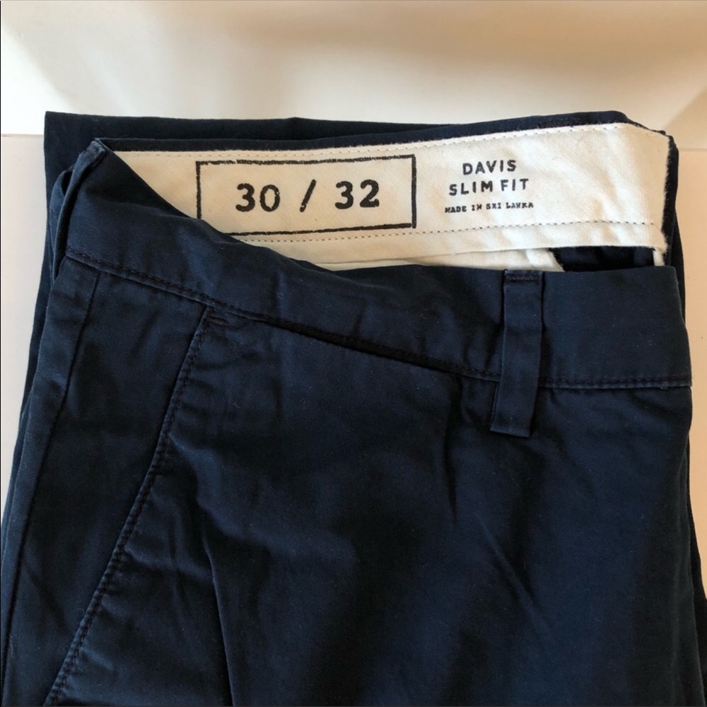 club monaco davis chino pants 30/32 (Navy)